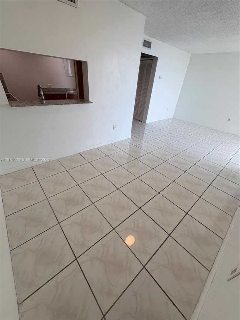 11800 SW 18th St , Unit 517-4, Miami, FL 33175 Photo