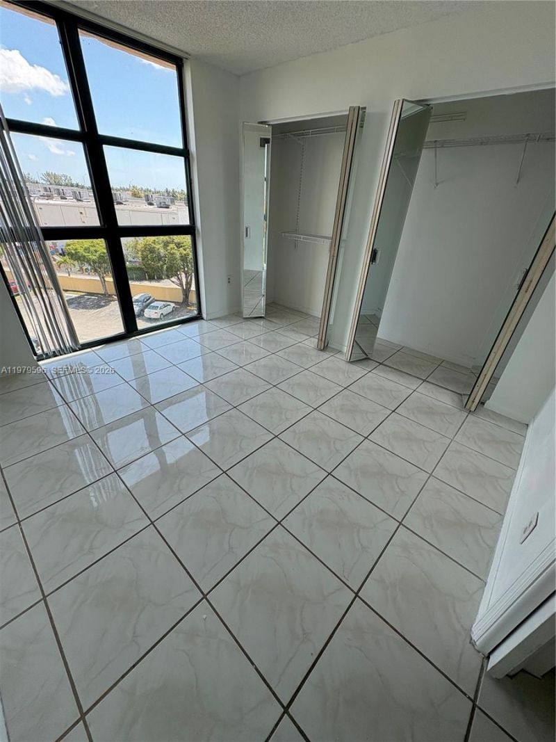 11800 SW 18th St , Unit 517-4, Miami, FL 33175 Photo