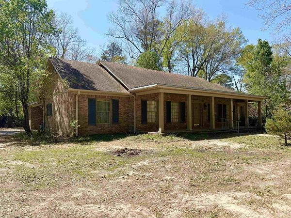 14 Jefferson Place, Pine Bluff, AR 71603