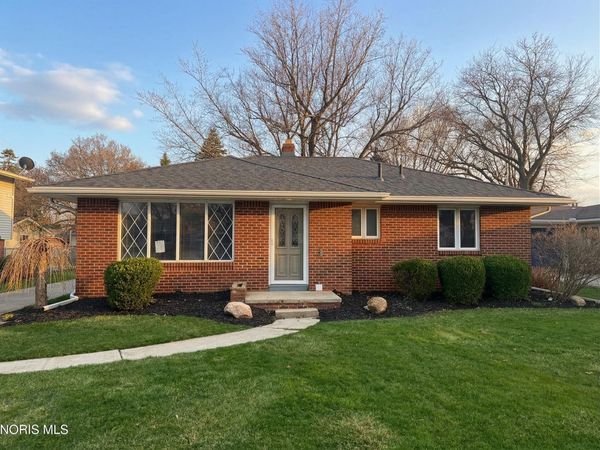 5217 Grosse Point Parkway, Toledo, OH 43611