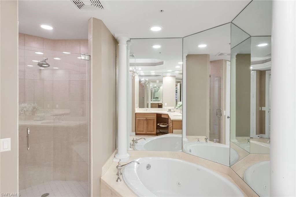 295 Grande Way, Unit T 03, Naples, FL 34110 Photo