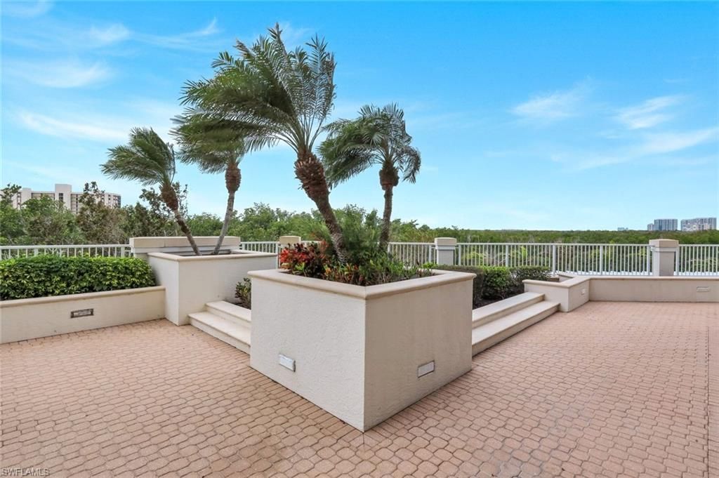 295 Grande Way, Unit T 03, Naples, FL 34110 Photo