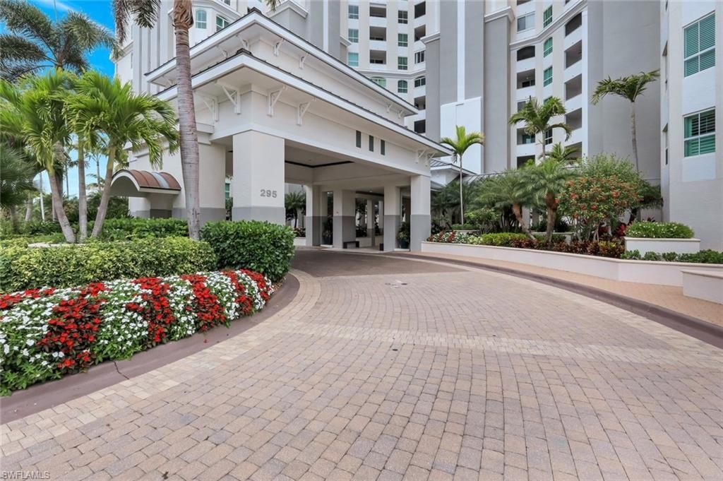 295 Grande Way, Unit T 03, Naples, FL 34110 Photo