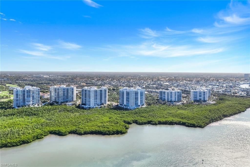 295 Grande Way, Unit T 03, Naples, FL 34110 Photo