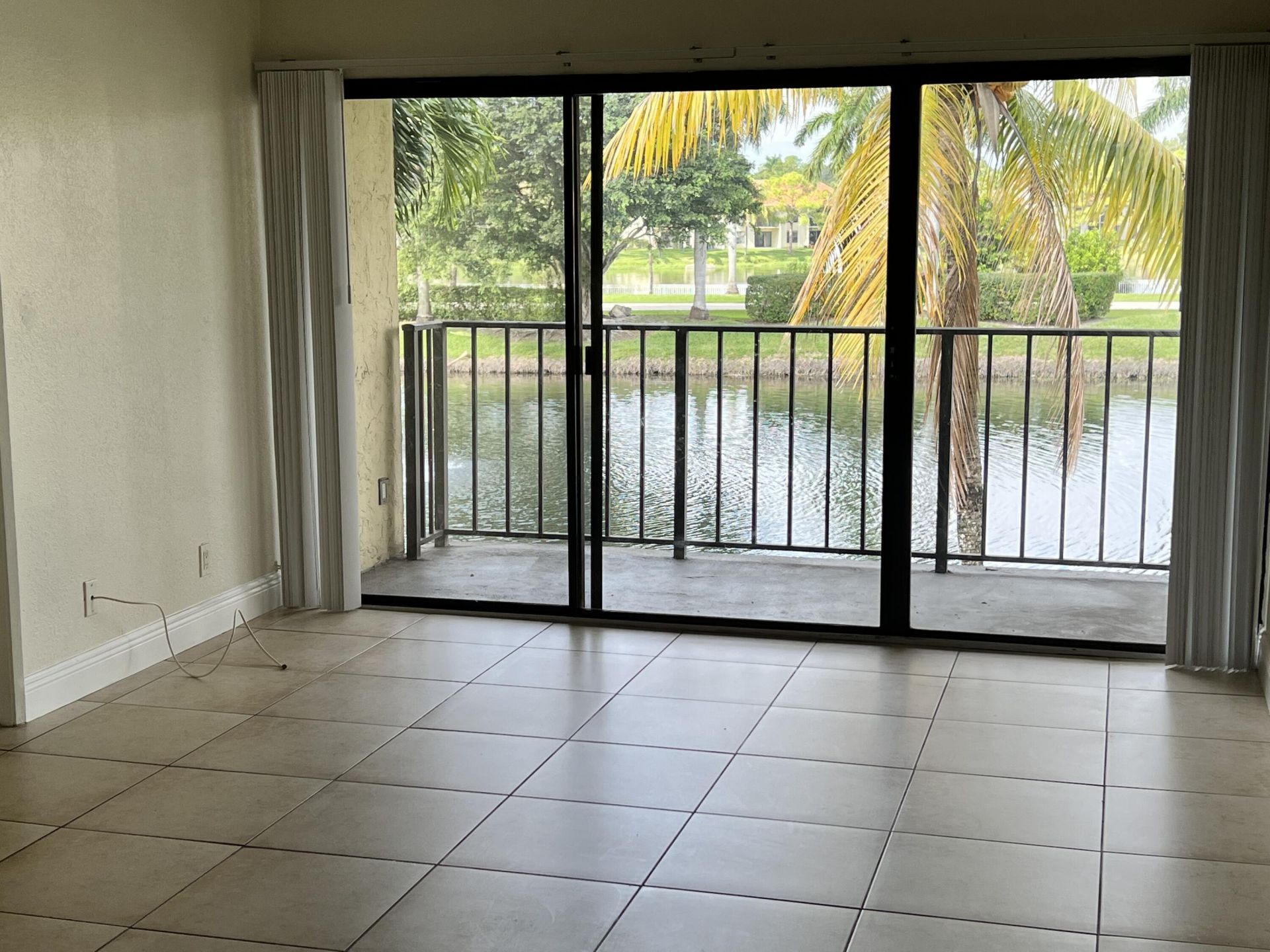 1523 Lake Crystal Drive, Unit F, West Palm Beach, FL 33411 Photo