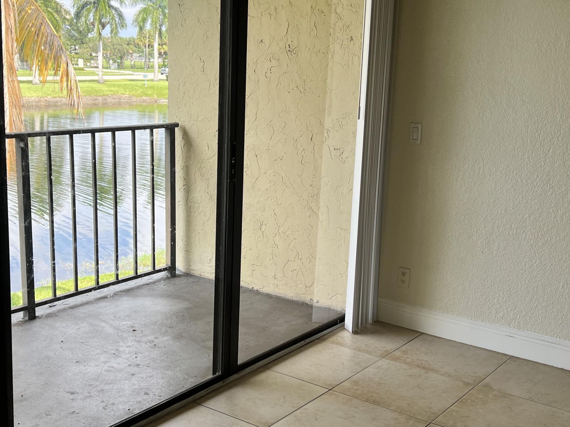 1523 Lake Crystal Drive, Unit F, West Palm Beach, FL 33411 Photo