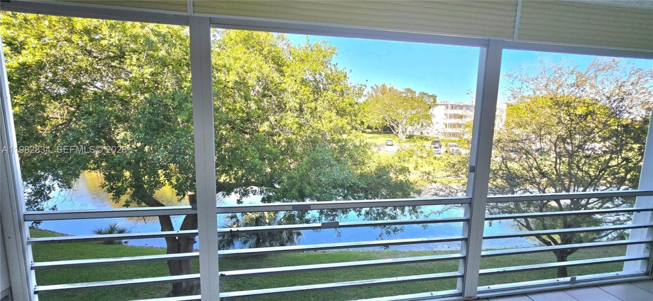 3037 W Newport H , Unit 3037, Deerfield Beach, FL 33442 Photo