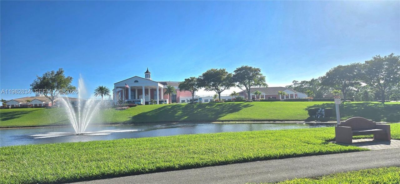 3037 W Newport H , Unit 3037, Deerfield Beach, FL 33442 Photo