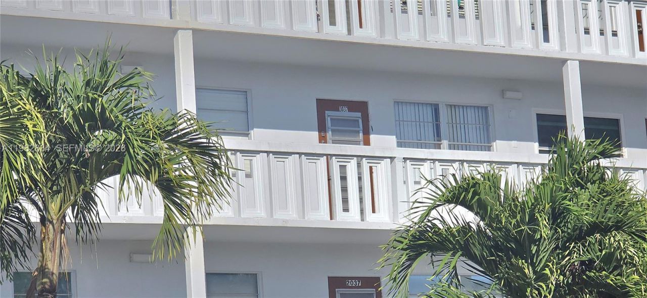 3037 W Newport H , Unit 3037, Deerfield Beach, FL 33442 Photo