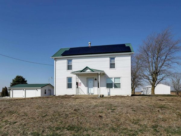 2911 Highway 96 N, Warsaw, IL 62379