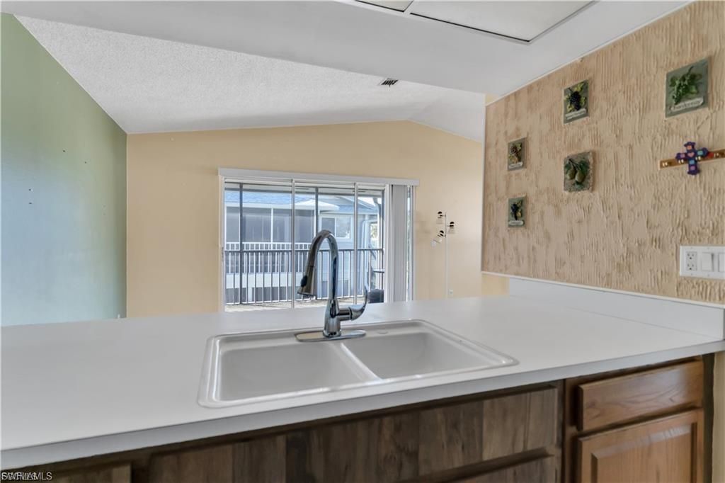 5761 Foxlake Dr , Unit F, North Fort Myers, FL 33917 Photo