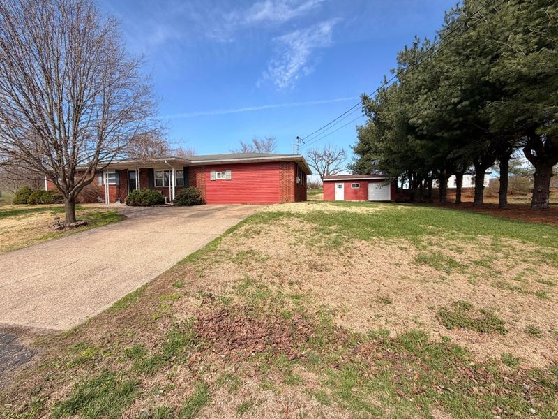 88 Laurel Ridge Road, Lowell, OH 45744 Photo 2