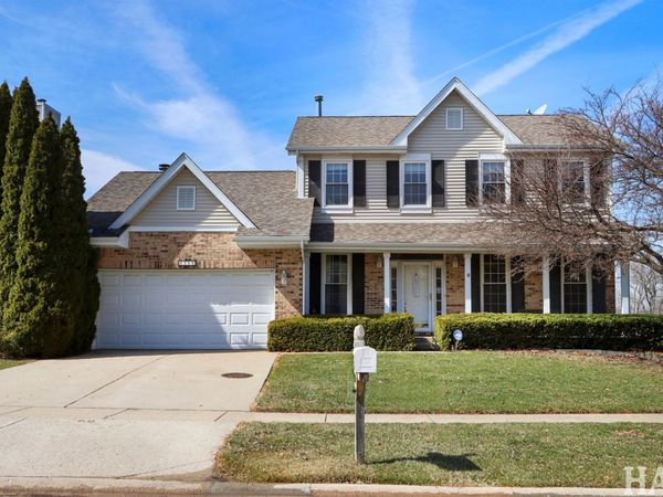 1160 Hillside Avenue , Antioch, IL 60002