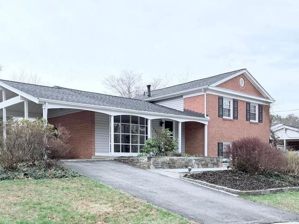 1400 STRATTON DRIVE, ROCKVILLE, MD 20854