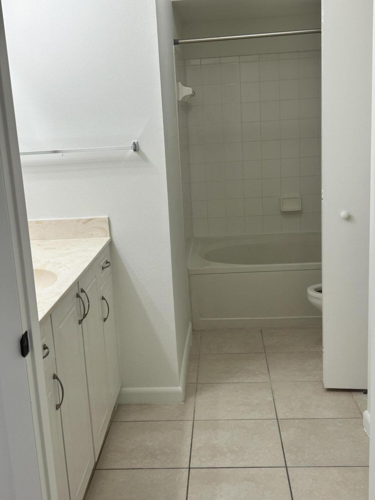 4863 Via Palm Lakes, Unit 808, West Palm Beach, FL 33417 Photo