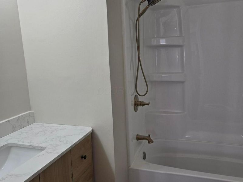 3422 Smileys Corner, Hilliard, OH 43026 Photo 4