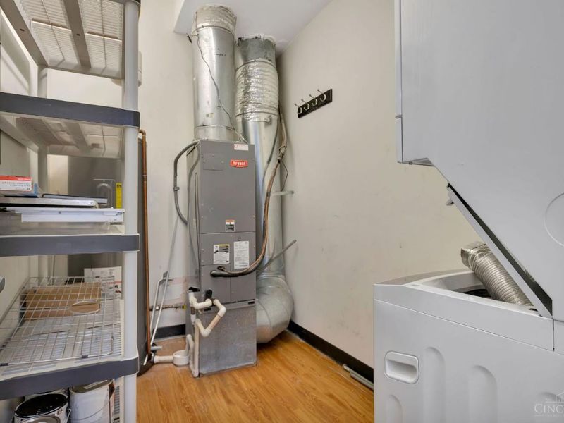 1150 Vine Street, Unit 24, Cincinnati, OH 45202 Photo 22