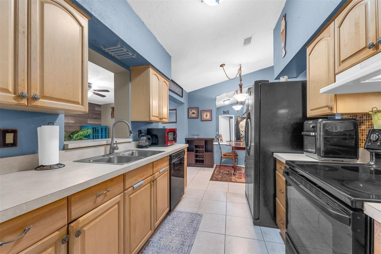 8509 Lyonia Drive , Orlando, FL 32829 Photo