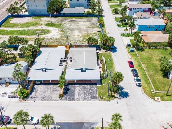 52 154TH AVENUE , Unit 52, MADEIRA BEACH, FL 33708