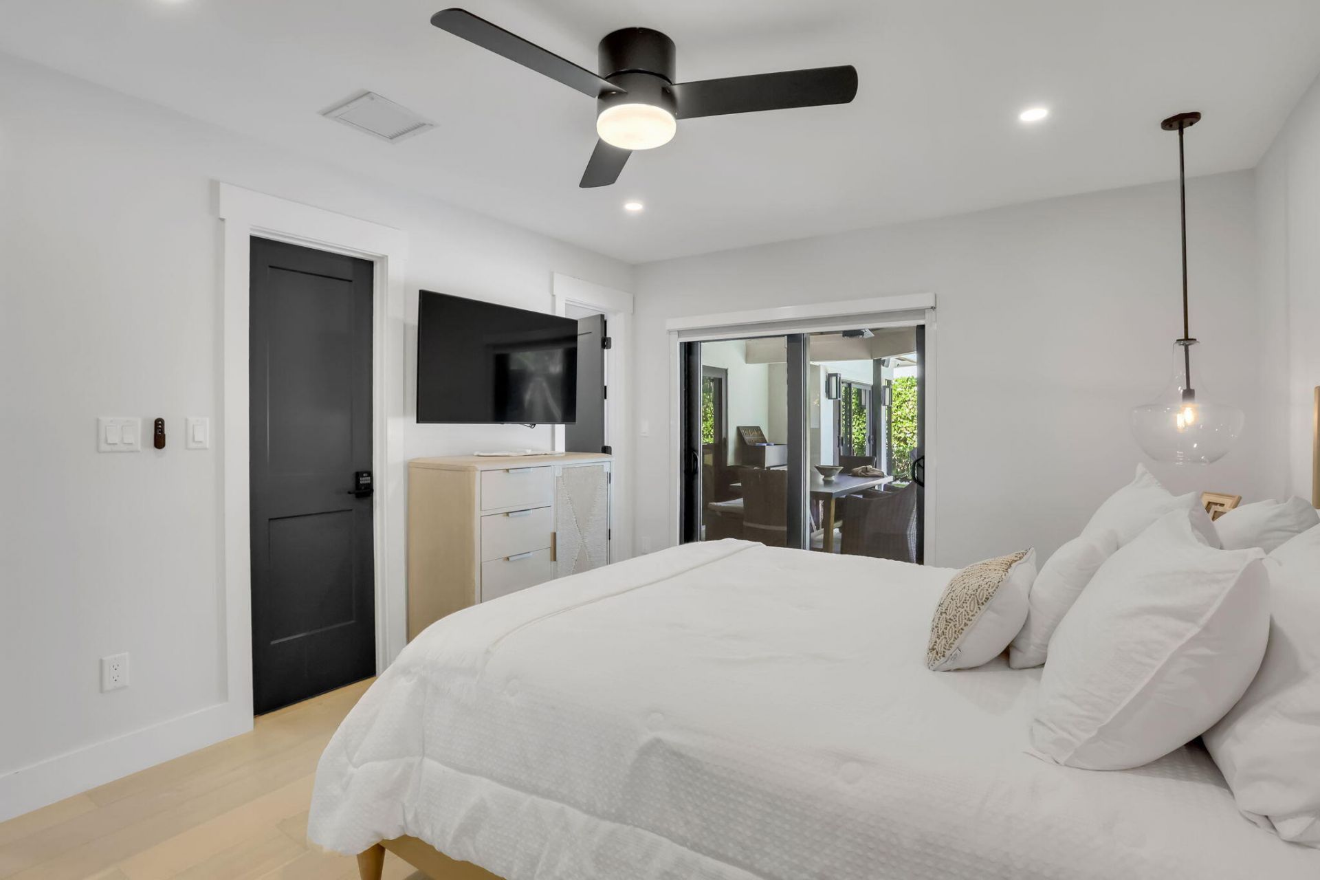 2520 SW 5th Street, Boynton Beach, FL 33435 Photo