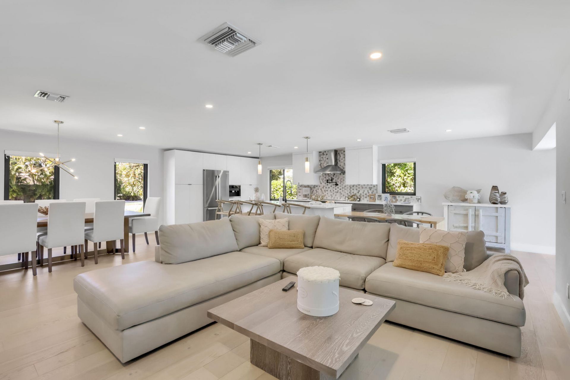 2520 SW 5th Street, Boynton Beach, FL 33435 Photo