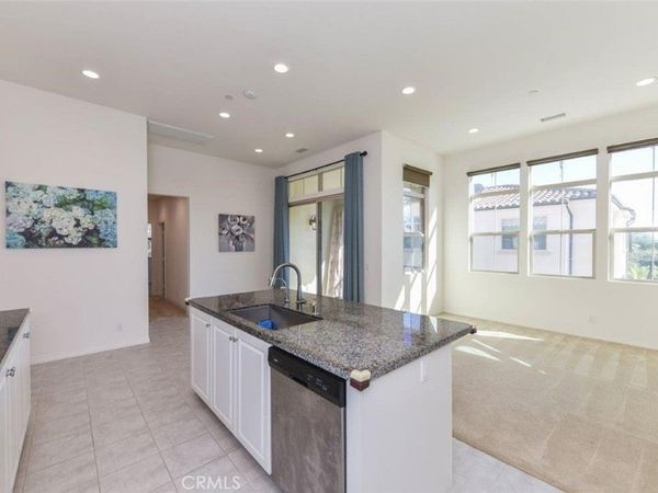 148 Parkwood, Irvine, CA 92620