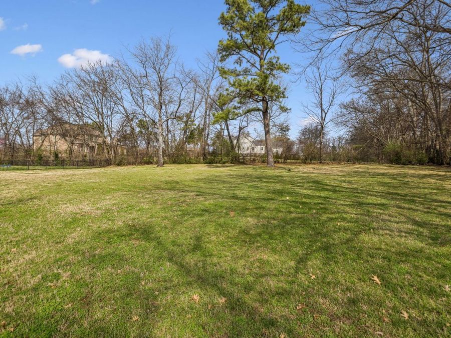 Property Image 92