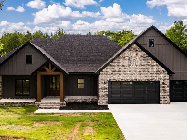 8 Ules Cove, Greenbrier, AR 72058