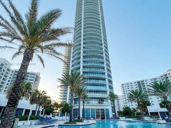 3101 S Ocean Dr , Unit 3102, Hollywood, FL 33019