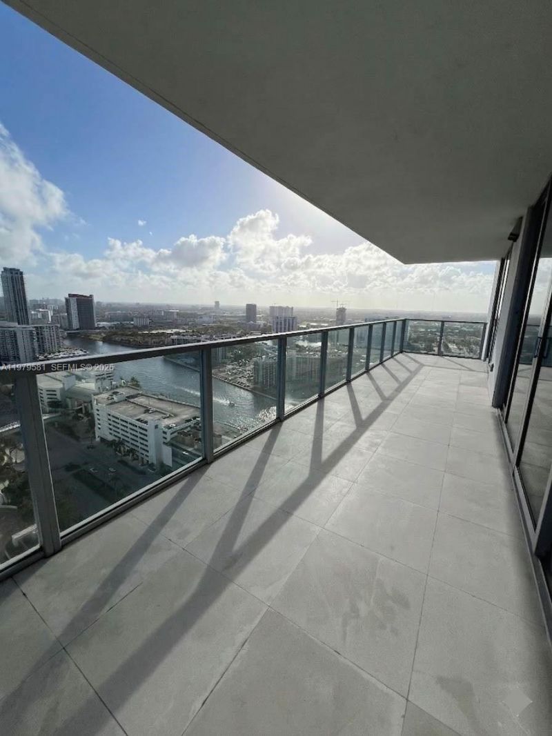 3101 S Ocean Dr , Unit 3102, Hollywood, FL 33019 Photo