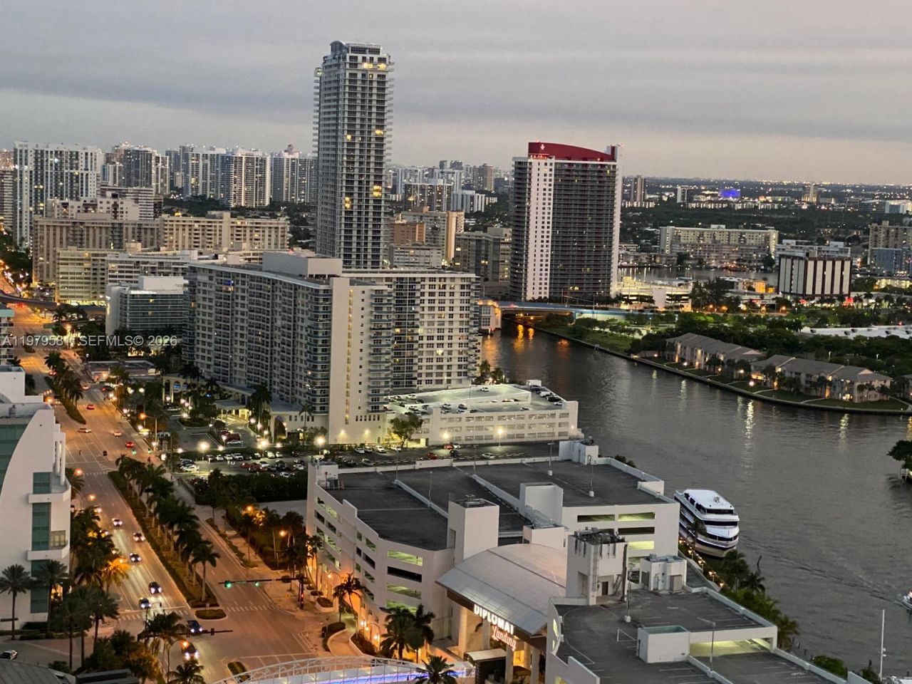 3101 S Ocean Dr , Unit 3102, Hollywood, FL 33019 Photo