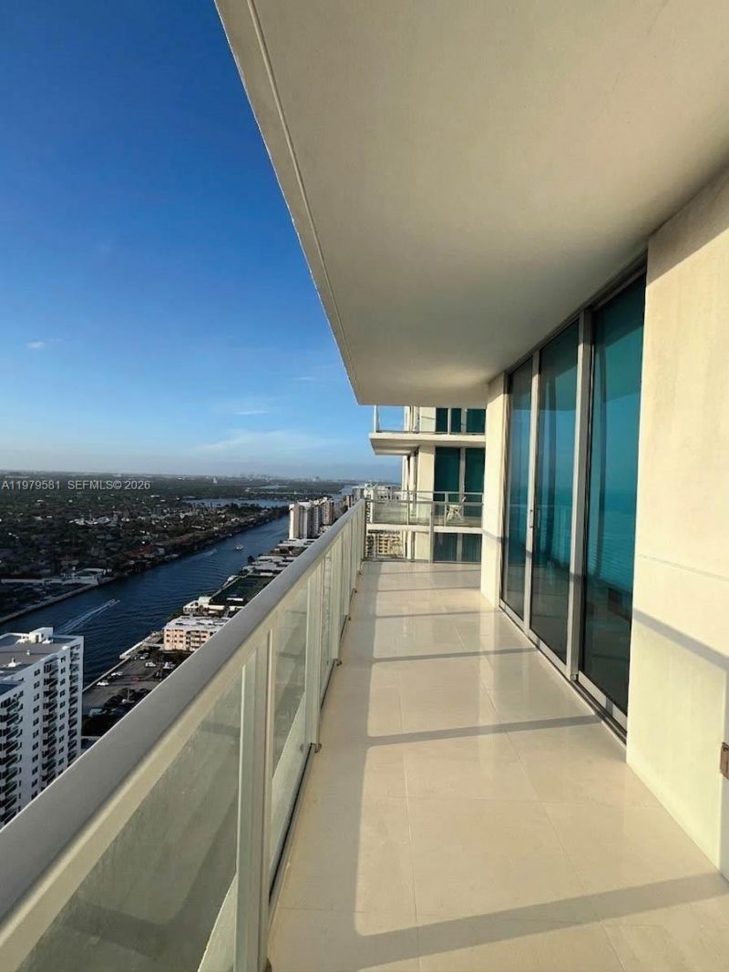 3101 S Ocean Dr , Unit 3102, Hollywood, FL 33019 Photo