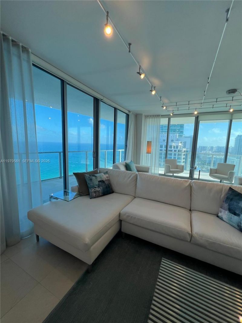 3101 S Ocean Dr , Unit 3102, Hollywood, FL 33019 Photo