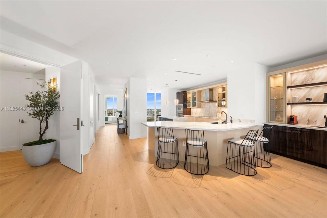 2627 S Bayshore Dr , Unit 2904, Miami, FL 33133 Photo