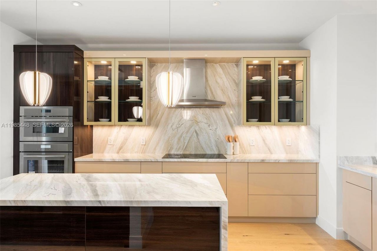 2627 S Bayshore Dr , Unit 2904, Miami, FL 33133 Photo