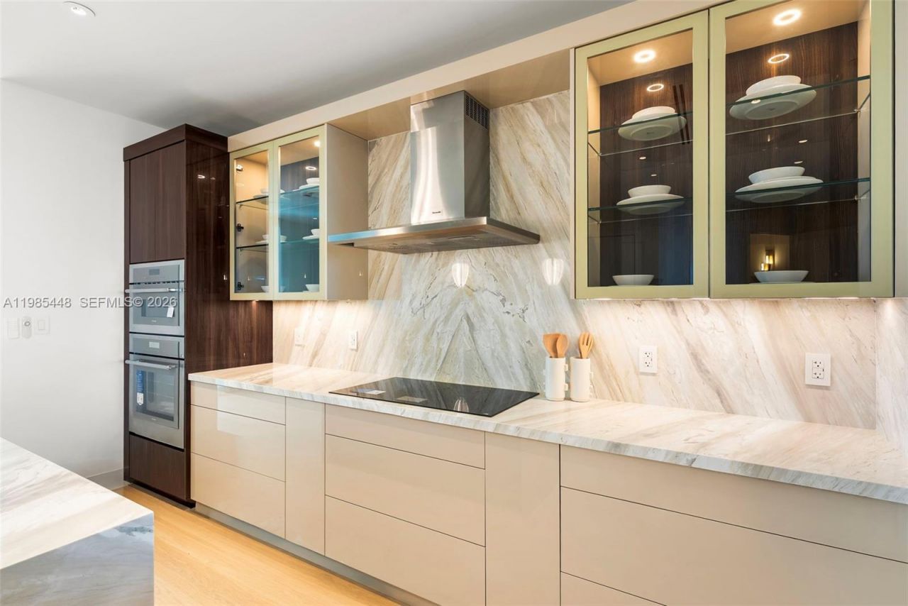 2627 S Bayshore Dr , Unit 2904, Miami, FL 33133 Photo