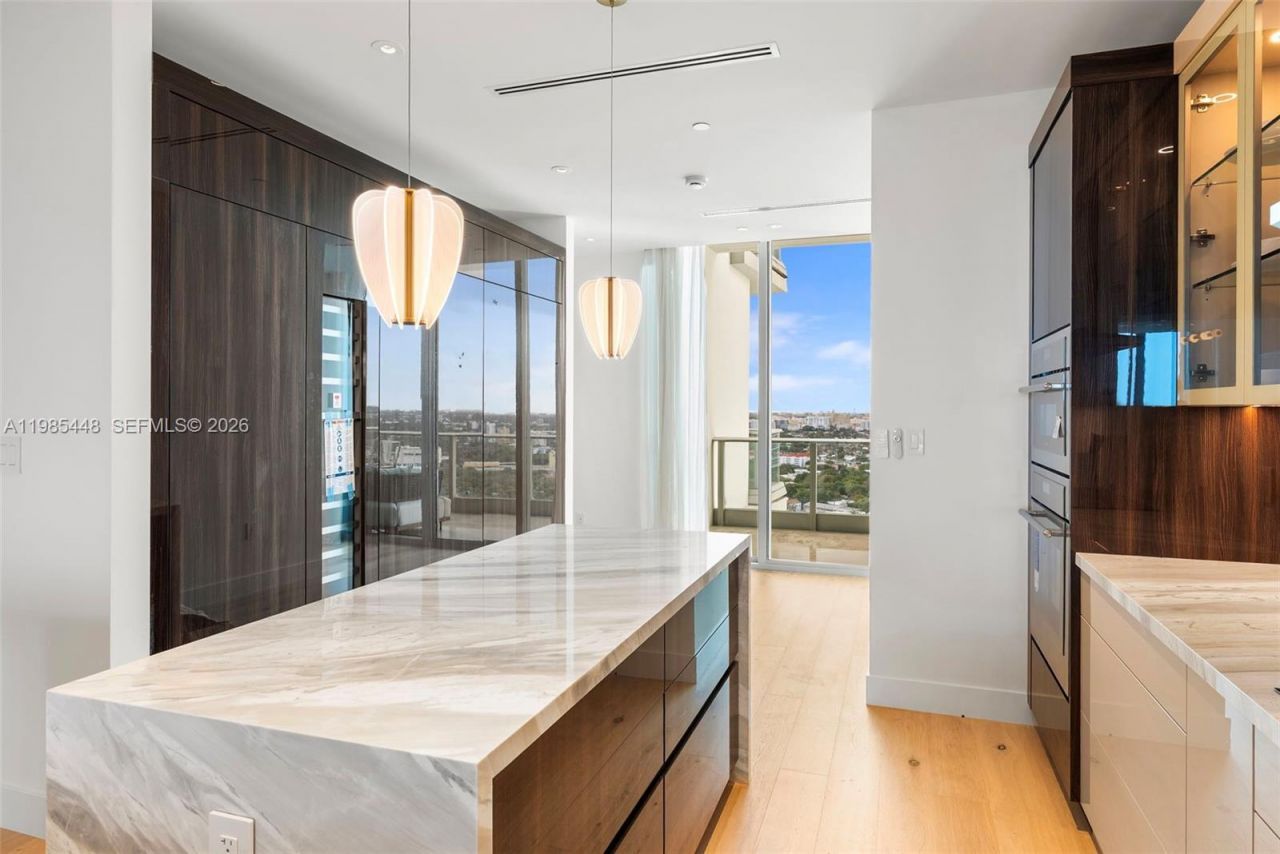 2627 S Bayshore Dr , Unit 2904, Miami, FL 33133 Photo