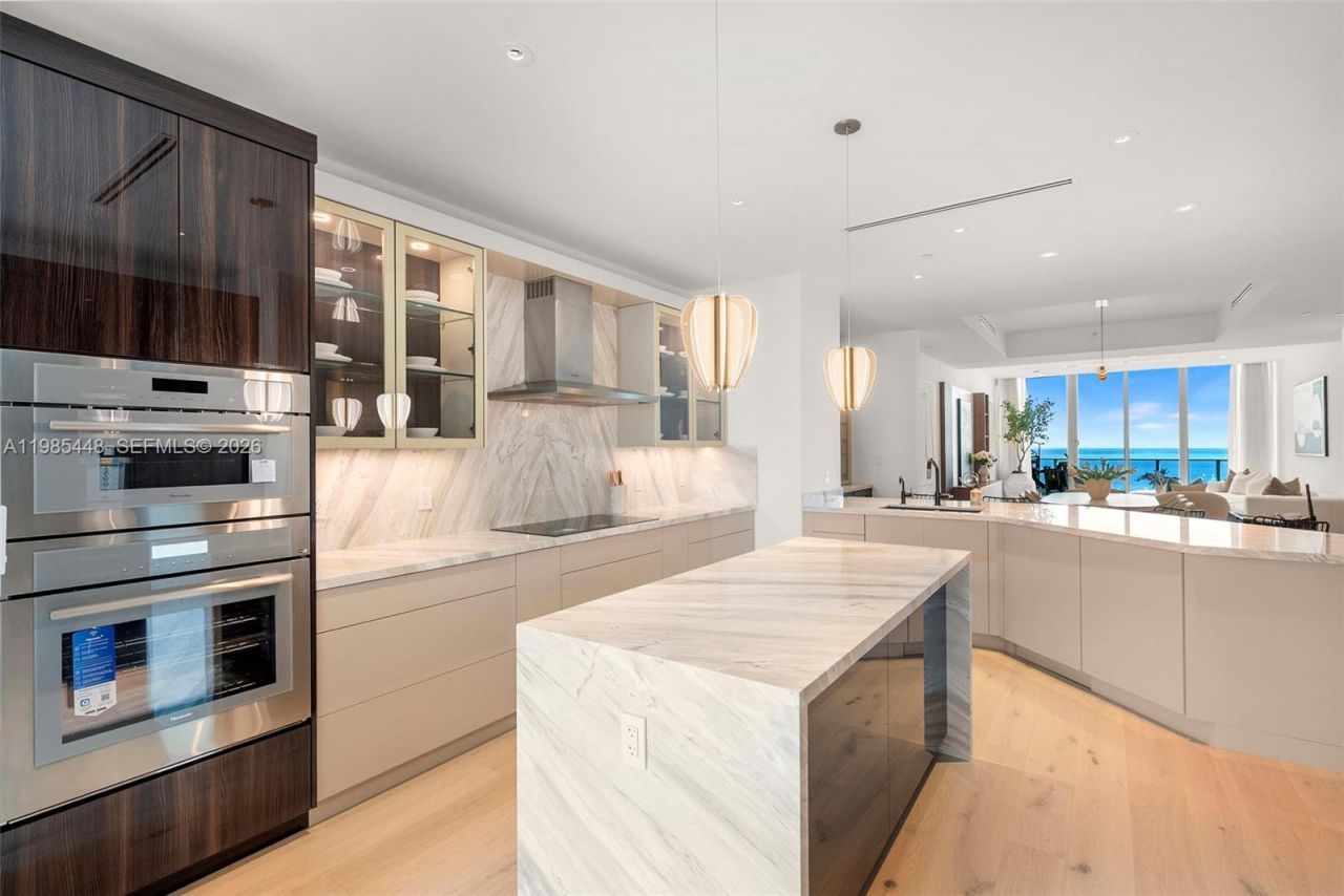 2627 S Bayshore Dr , Unit 2904, Miami, FL 33133 Photo