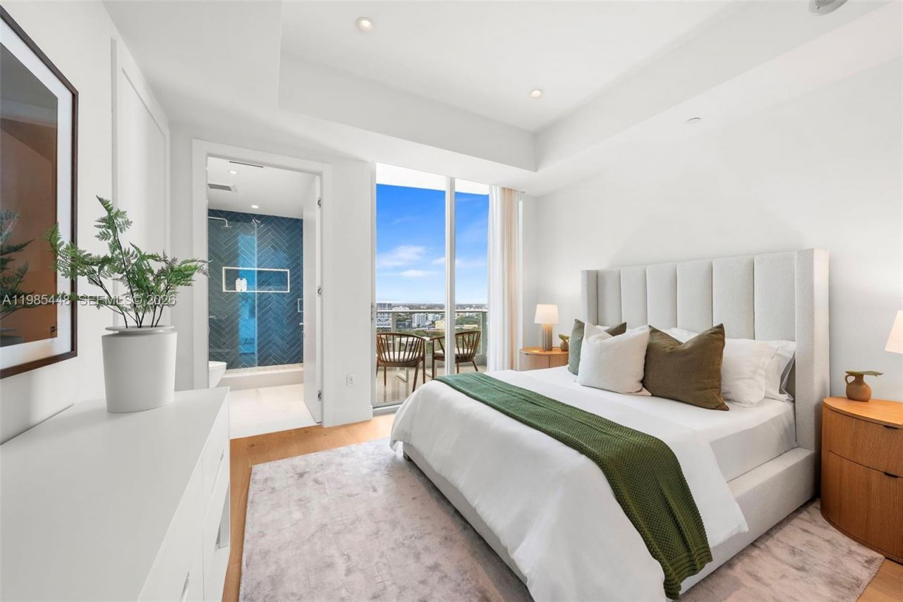 2627 S Bayshore Dr , Unit 2904, Miami, FL 33133 Photo