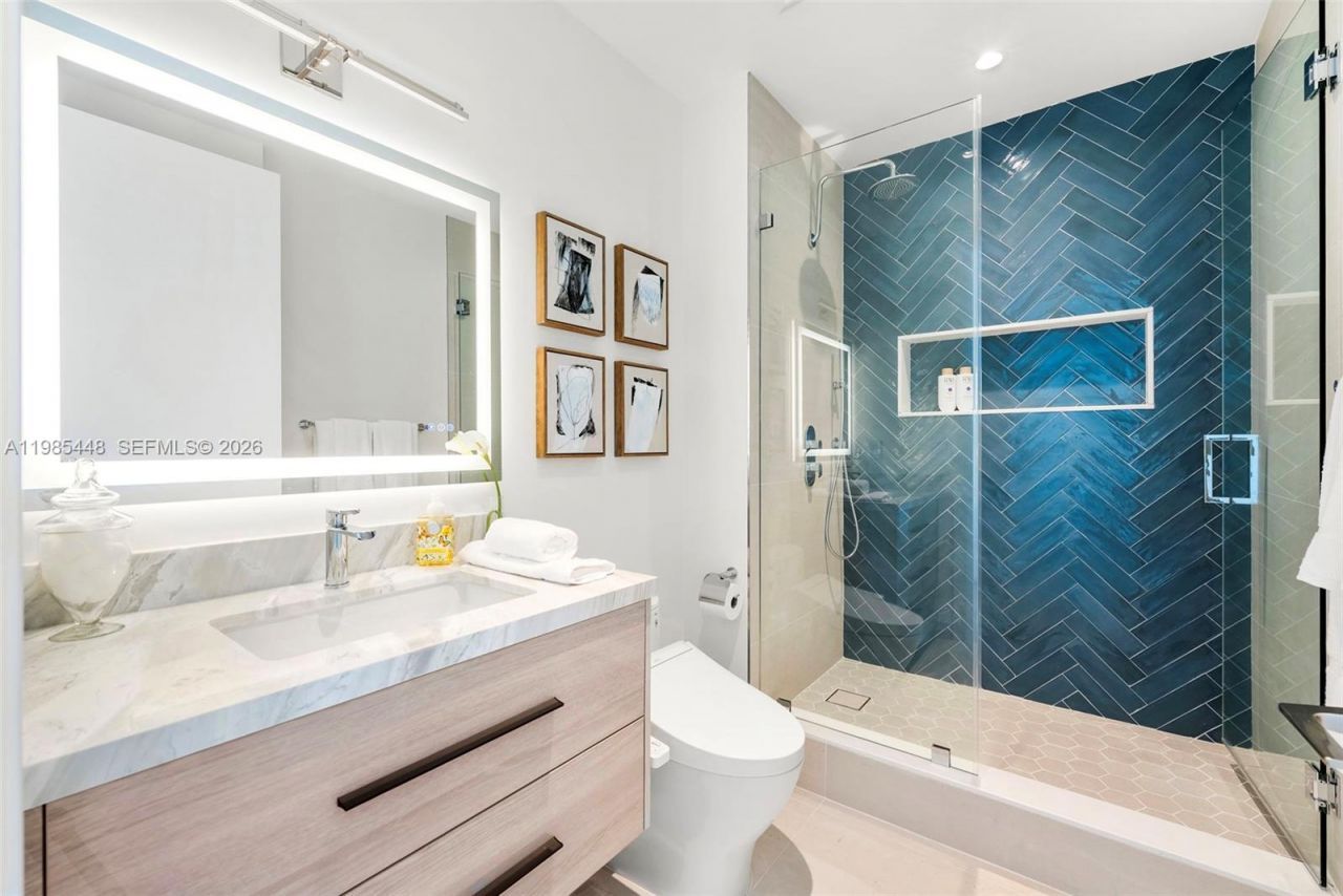 2627 S Bayshore Dr , Unit 2904, Miami, FL 33133 Photo