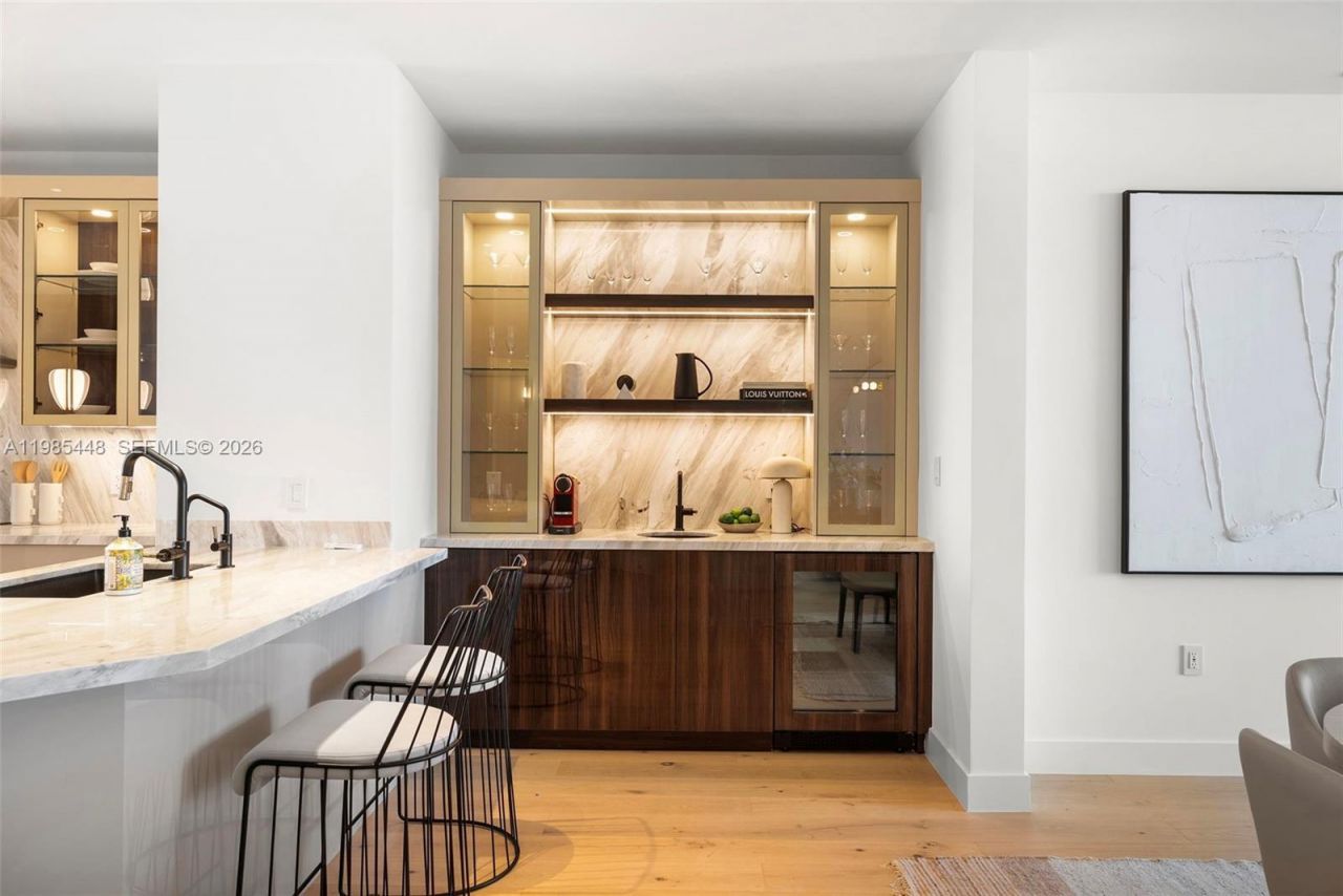 2627 S Bayshore Dr , Unit 2904, Miami, FL 33133 Photo