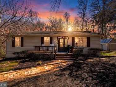 8585 SHORT STREET, MANASSAS, VA 20112