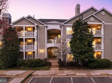 1704 LAKE SHORE CREST DRIVE, Unit 16, RESTON, VA 20190