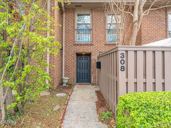 3636 Taliluna Ave, Knoxville, TN 37919