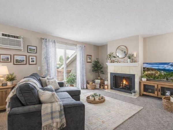 3 Somerset Drive, Waconia, MN 55387