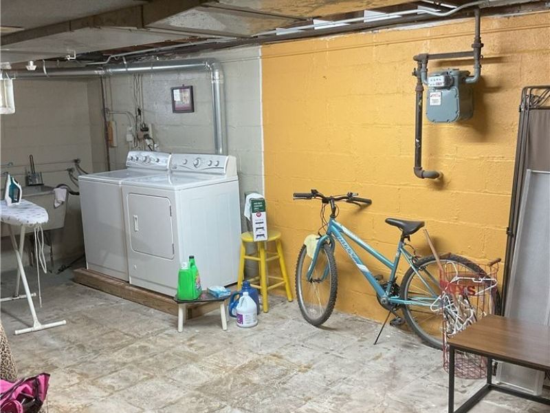 19409 Cherokee Avenue, Cleveland, OH 44119 Photo 14