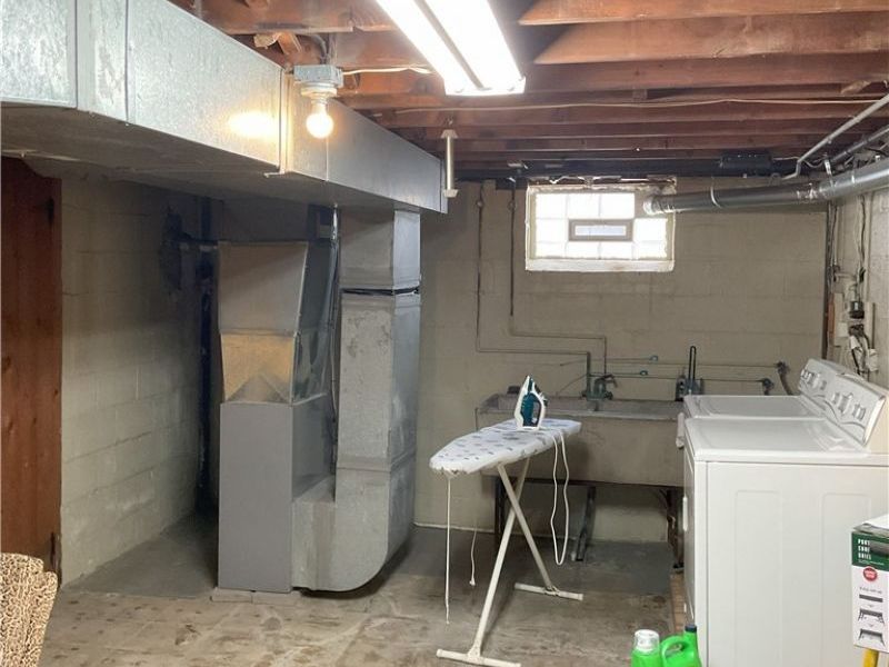 19409 Cherokee Avenue, Cleveland, OH 44119 Photo 16