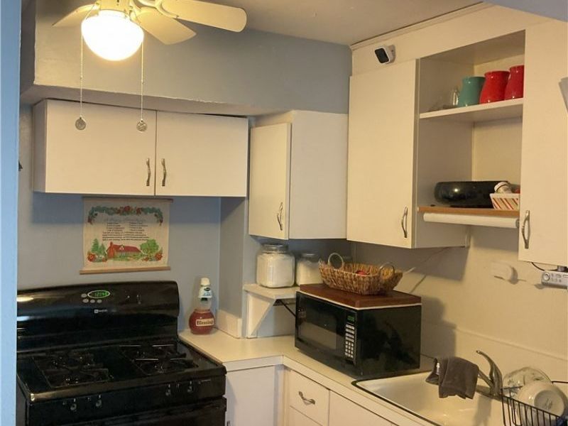 19409 Cherokee Avenue, Cleveland, OH 44119 Photo 3