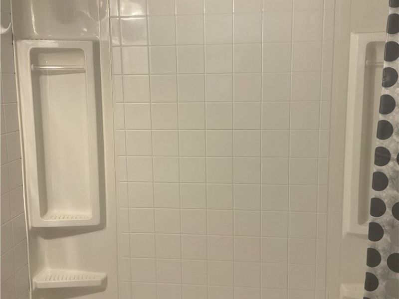 19409 Cherokee Avenue, Cleveland, OH 44119 Photo 9