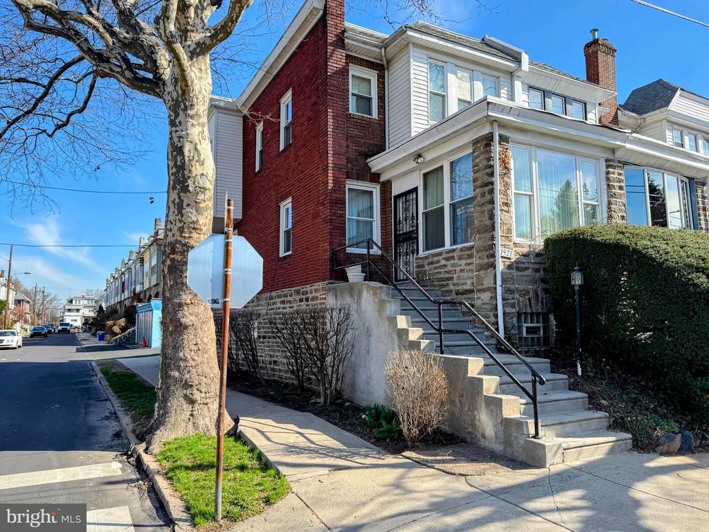 1521 67th Avenue, Philadelphia, PA 19126 Main Photo